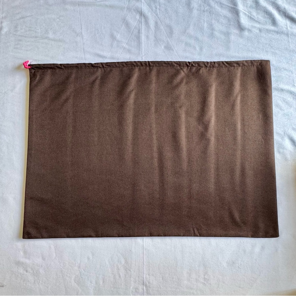 Kate Spade Brown Storybook Dust Bag - Large - 27.5" x 19" - Picture 2 of 5